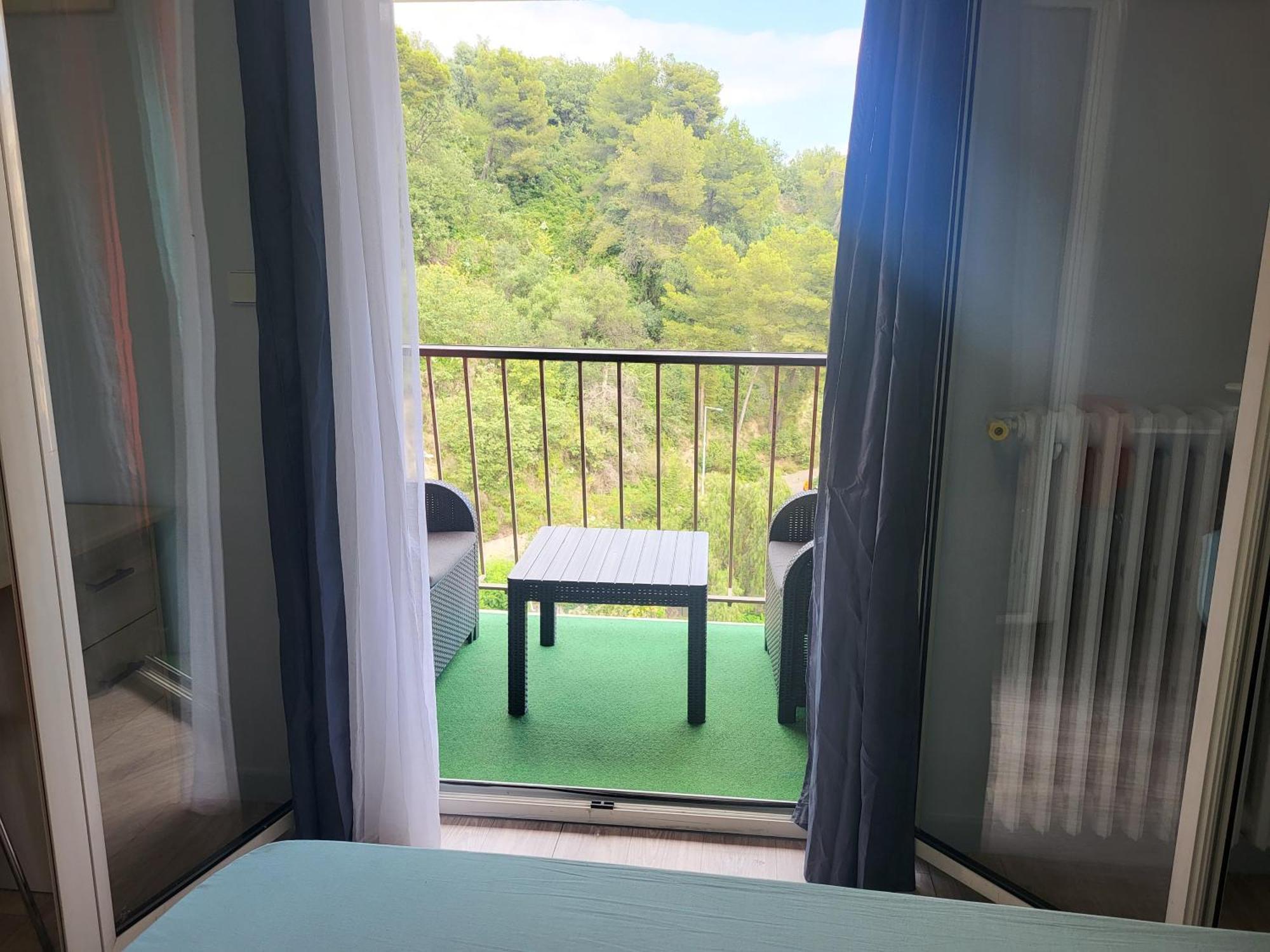 Private Room-2 In Hannana Apartment- 2 Min Walk To Tram 12 Min To Nice Train Station 15 Min To Massena Place 외부 사진